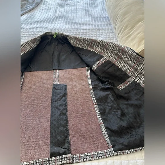 VTG Plaid Blazer, size medium - Picture 11 of 16